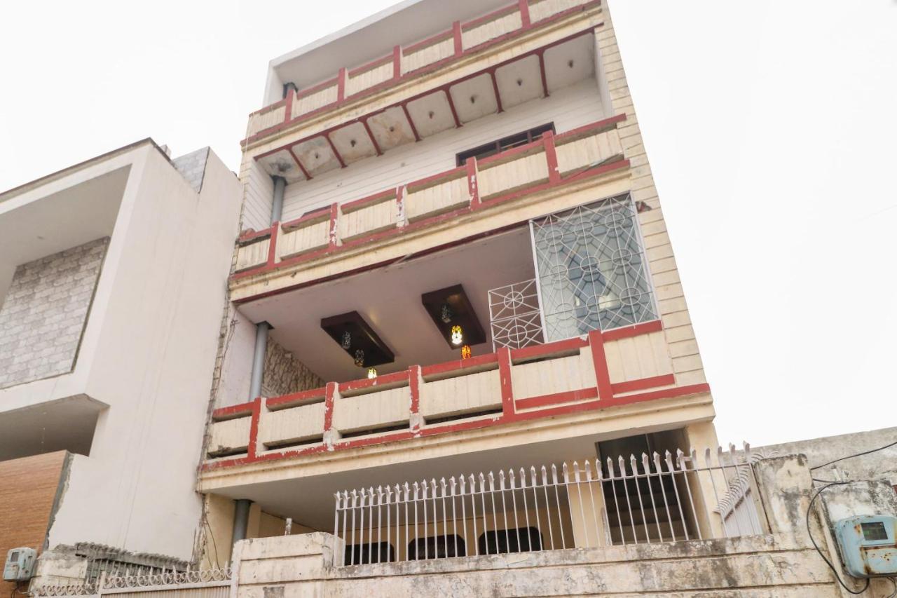 Hotel O Sky Garden Ludhiana Bagian luar foto