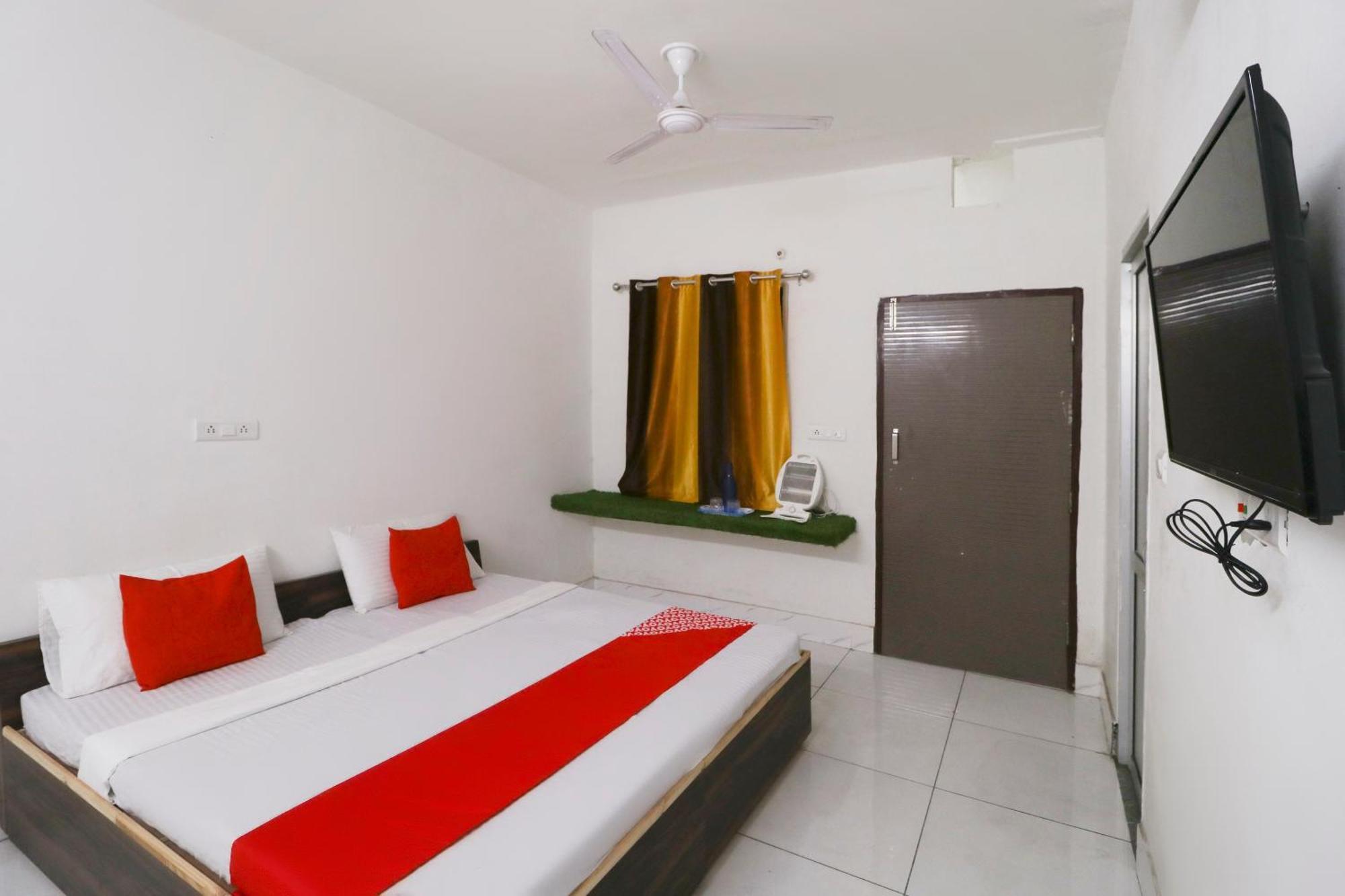 Hotel O Sky Garden Ludhiana Bagian luar foto