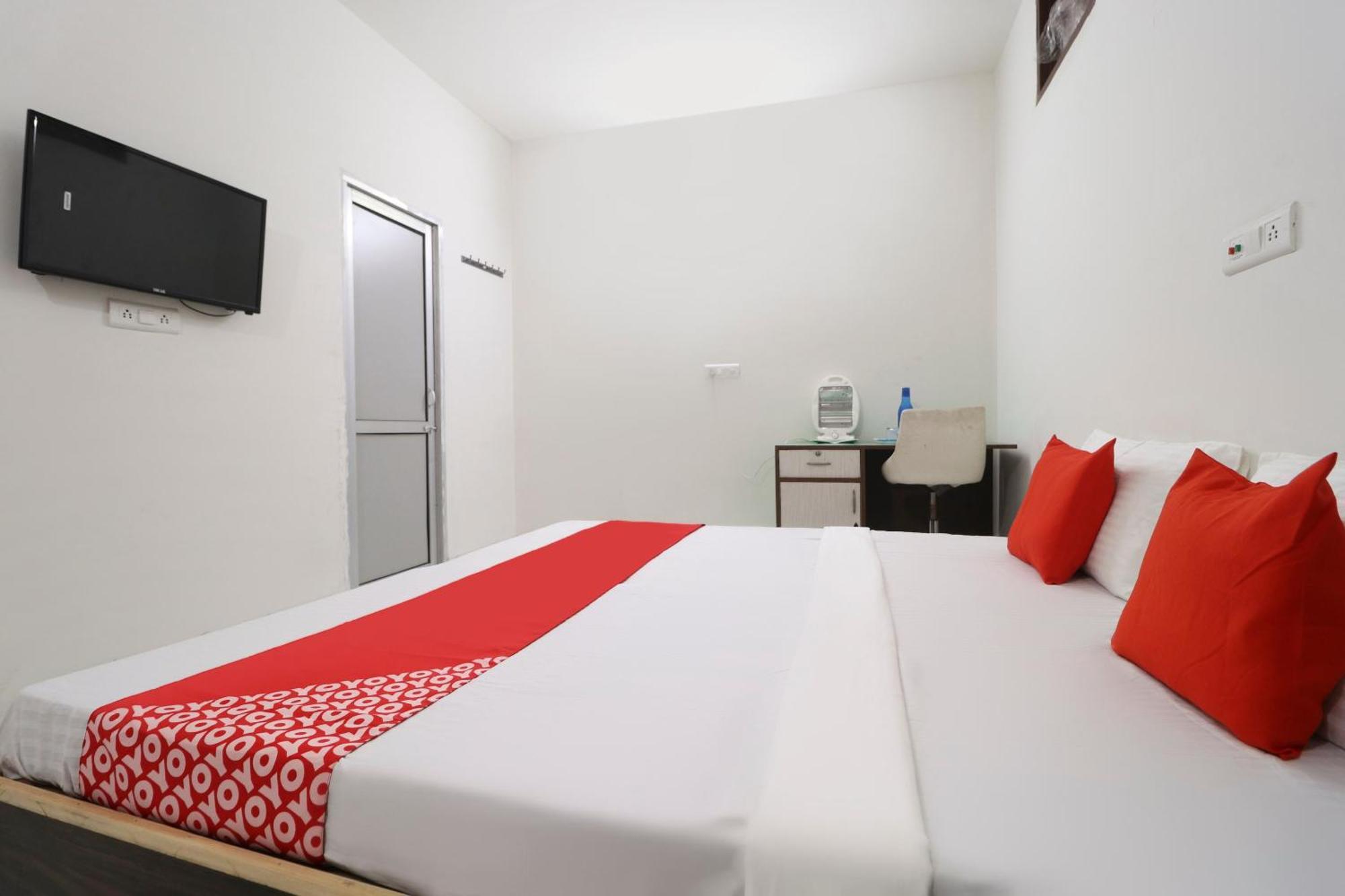 Hotel O Sky Garden Ludhiana Bagian luar foto