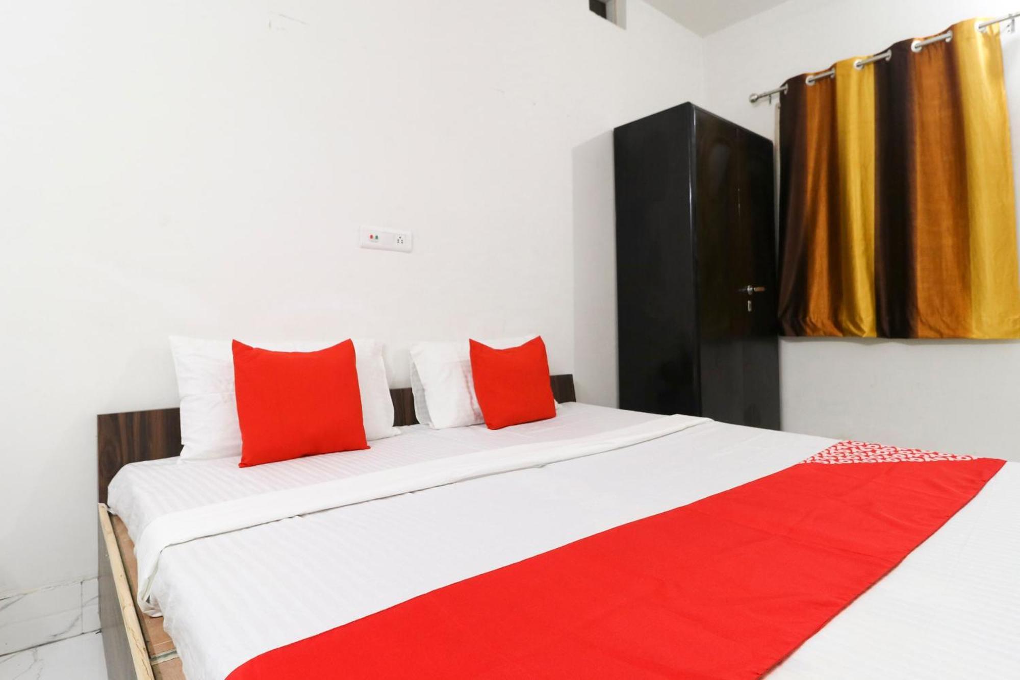 Hotel O Sky Garden Ludhiana Bagian luar foto